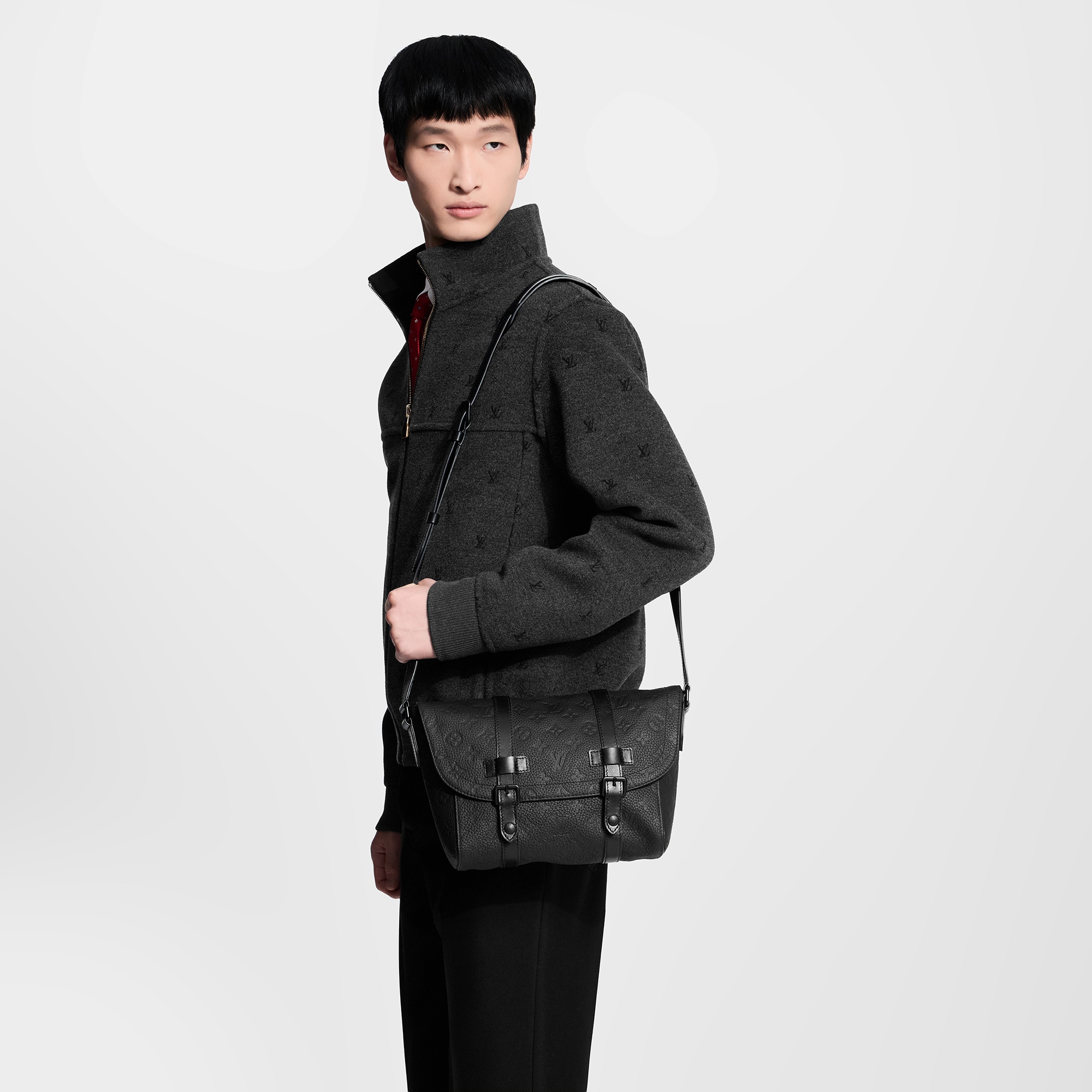 Christopher Messenger Taurillon Monogram - Bags | LOUIS VUITTON